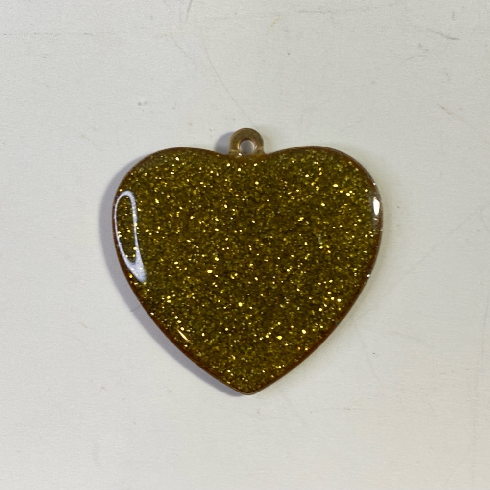 Vintage Gold Glitter Resin Heart Pendant